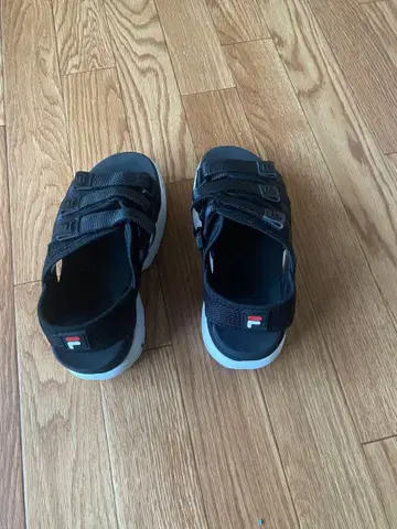 FILA 스포츠 샌들 블랙