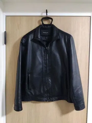 블랙 가죽 자켓