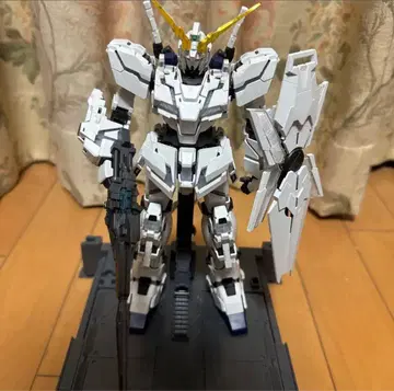 MG 건담 프라모델 LED 발광 기능 포함