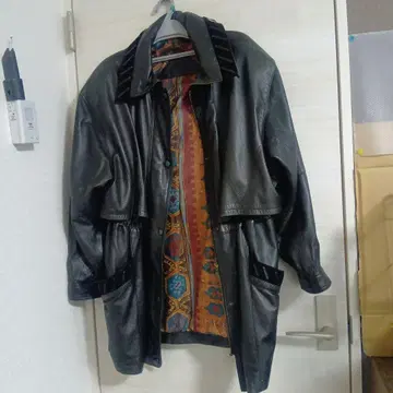 가죽 코트 블랙 벨벳 옷깃