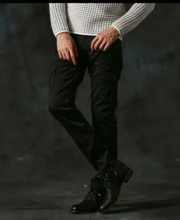 하이더웨이 니콜 카고 팬츠 사이즈 S 택 포함 미사용 새상품 블랙