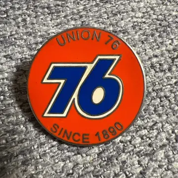 유니온 76 핀 배지