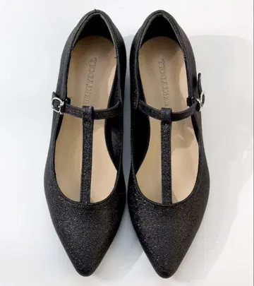 스틸레토 T 스트랩 펌프스