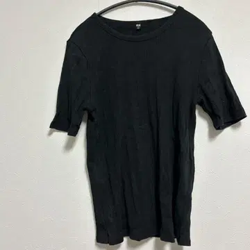 [ M ] 유니클로 블랙 리브 반팔 T셔츠 블랙