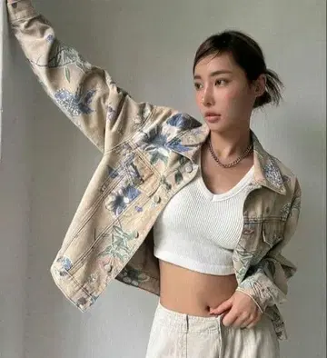 꽃무늬 멀티 컬러 데님 자켓