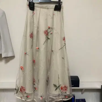 셀포드 Rosa 자수 튤 스커트 베이지 38