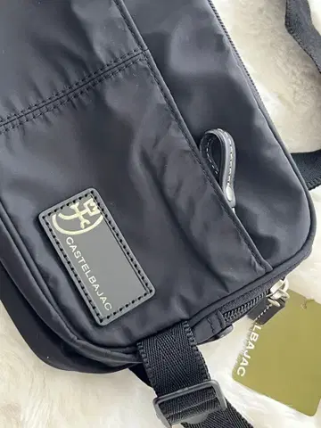 미사용 새상품 까스텔바작 바디백 메신저 백 나일론