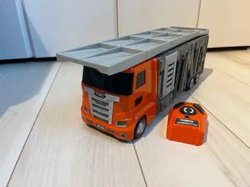 토미카 대회전 발사! 리모컨 빅 커리어카