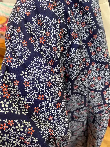꽃무늬 코몬 기모노 네이비 컬러 육각형
