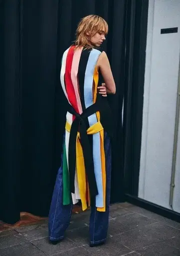 [ AKIRANAKA ] 새상품급 슬리브리스 니트 원피스 사이즈 1