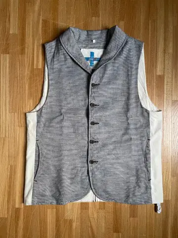 vm  그레이 화이트 베스트