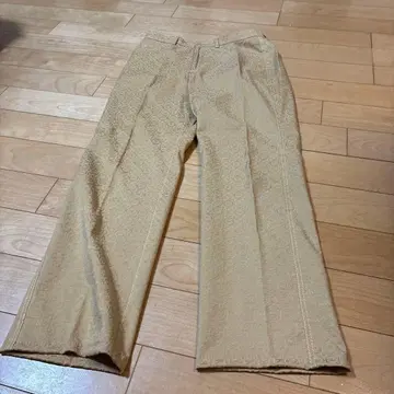 이타리야 베이지 캐주얼 팬츠