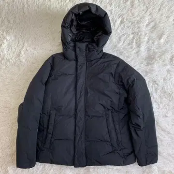 BEAUTY&YOUTH 코마츠마테레 블랙 다운 자켓