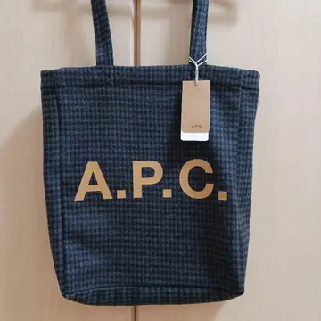 기간 한정 판매 미사용 레어 A.P.C. 토트백