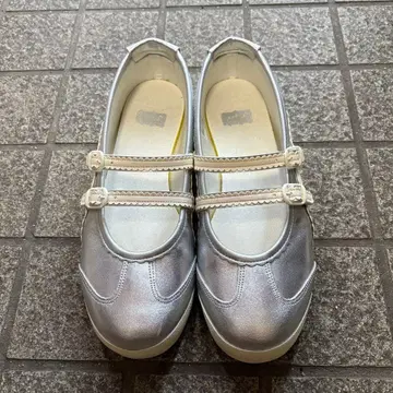 오니츠카타이거 TGRS 멜리 제인 발레 슈즈