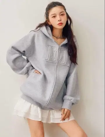 다리치 아플리케 DD 로고 후드티 그레이