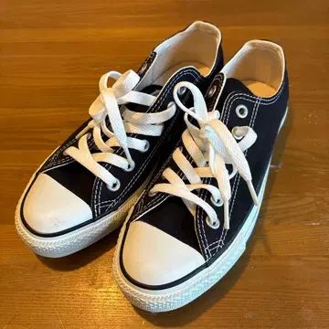 CONVERSE ALL STAR 블랙 로우컷 스니커즈