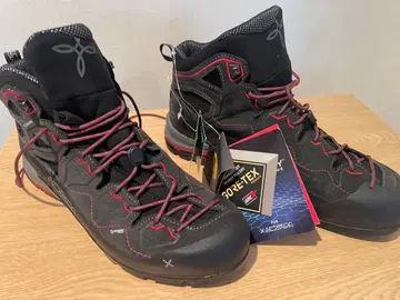 Montura 야루테크노 GTX GORE-TEX 등산화 블랙/레드