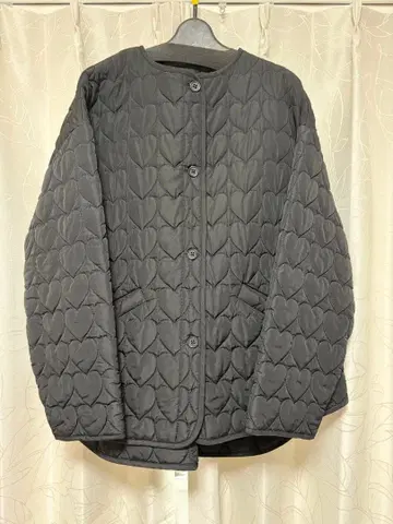 yoihi 요이히 하트 퀼팅 오버 사이즈 자켓 블랙