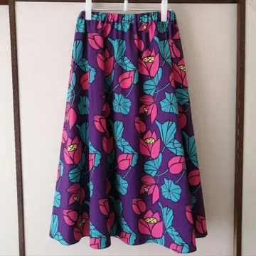 [ 새상품급 ] ROUROU 로우로우 연꽃 프린트 스커트 플라워 일본제