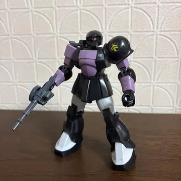 GUNPLA 건담 프라모델 HGUC 1/144 자쿠I 검은 삼연성 사양