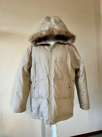 유니클로 퍼 달린 베이지 다운 자켓 클리닝 완료