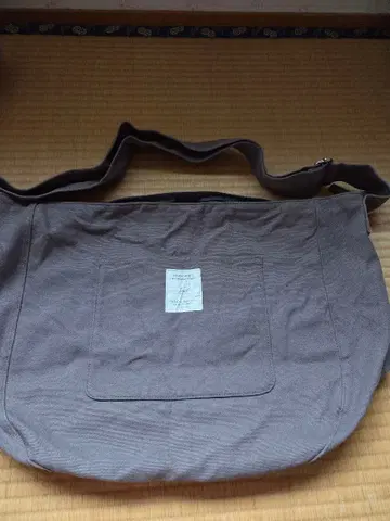 그레이 캔버스 숄더백