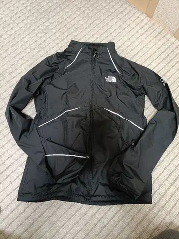 THE NORTH FACE FLIGHT SERIES 블랙 자켓