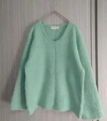 INED 민트 그린 V넥 샤기 헤어리 니트 스웨터 9호