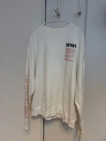 HERON PRESTON NASA 로고 긴팔 맨투맨