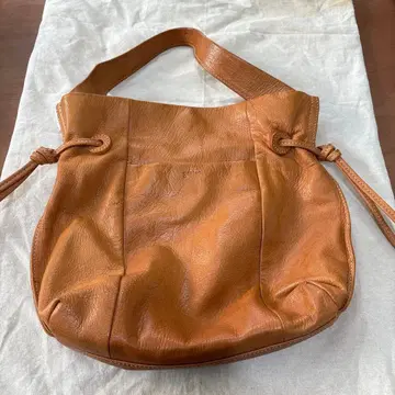 젠텐 브라운 숄더백