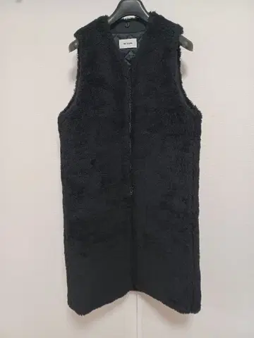 23FW The Reracs 46 블랙 롱 보아 베스트