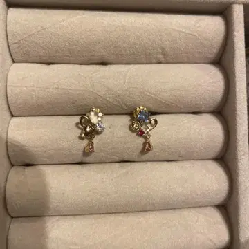 테이크업 Disney 귀걸이 [미녀와 야수]