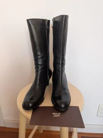 BALLY 발리 블랙 24 사이즈 롱 미디엄 부츠 새상품급!