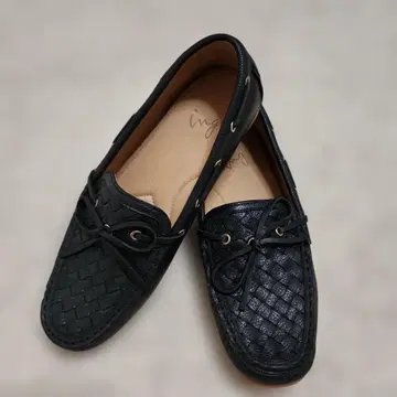 ing 뜨개질 디자인 블랙 로퍼