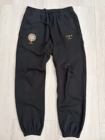 LYFT Emblem Oversize Sweat Pants