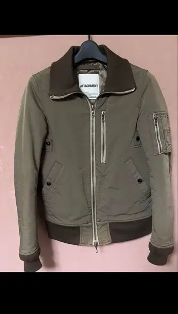 어태치먼트 ATTACHMENT MA-1 블루종 1