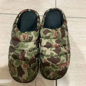 카모플라쥬 슬리퍼형 아웃도어 신발