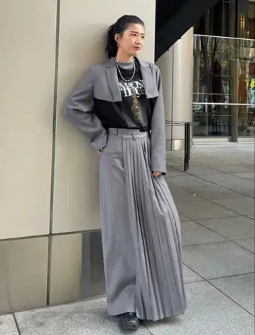 [새상품급] 아메리 UND SWITCH PLEATS SKIRT