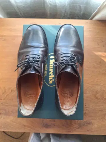 Church's (처치) 다크 브라운 레이스업 슈즈