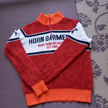 HORN GARMENTS 하프 지퍼 스웨터