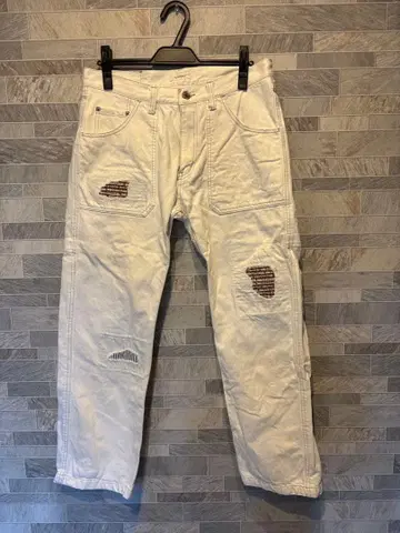 KARL HELMUT 칼 헬무트 화이트 데미지 가공 팬츠