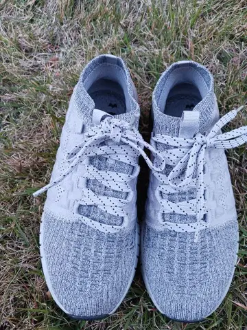 언더아머 그레이 니트 스니커즈 25.5