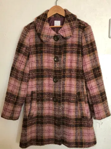 알파카 혼합 핑크 계열 체크 코트