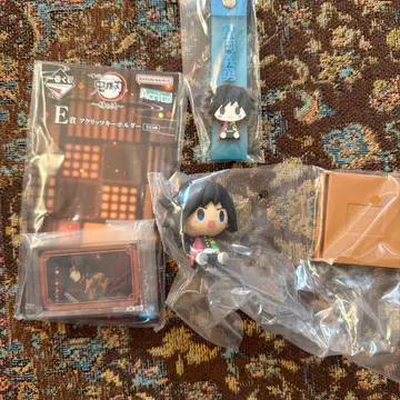 귀멸의 칼날 제일복권 토미오카 기유 세트