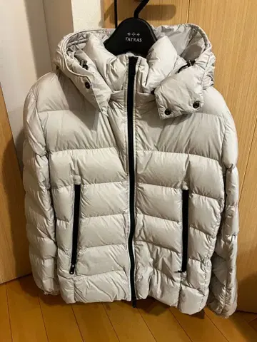 타트라스 MTA20A4568 다운 코트 새상품급 라이트 그레이