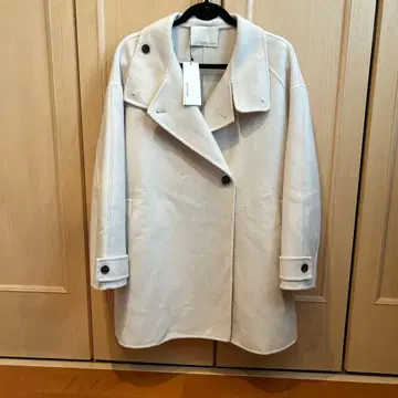 새상품 uncrave 앙크레이브 코트