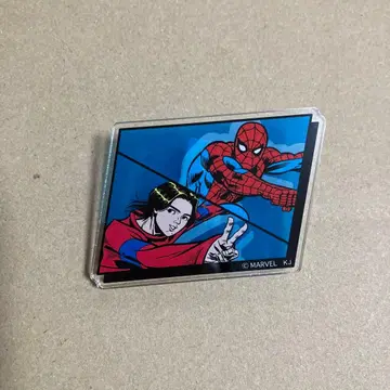 MAZZEL MARVEL 란 아크릴 클립