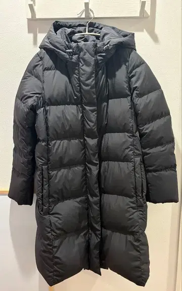 무인양품 다운 코트 M 사이즈 블랙