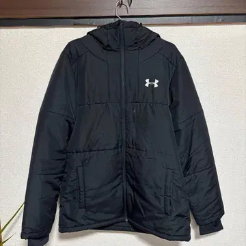 Under Armour 블랙 후드 부착 다운 자켓